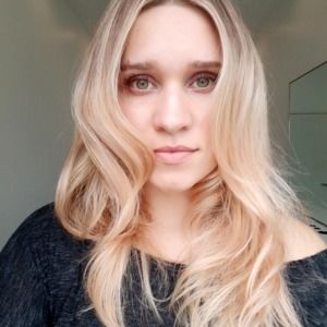 Meet your Posher, Eva